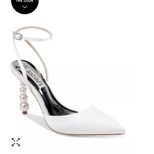 Badgley Mischka Women's Indie Faux Pearl Heel Pointed Toe Pumps